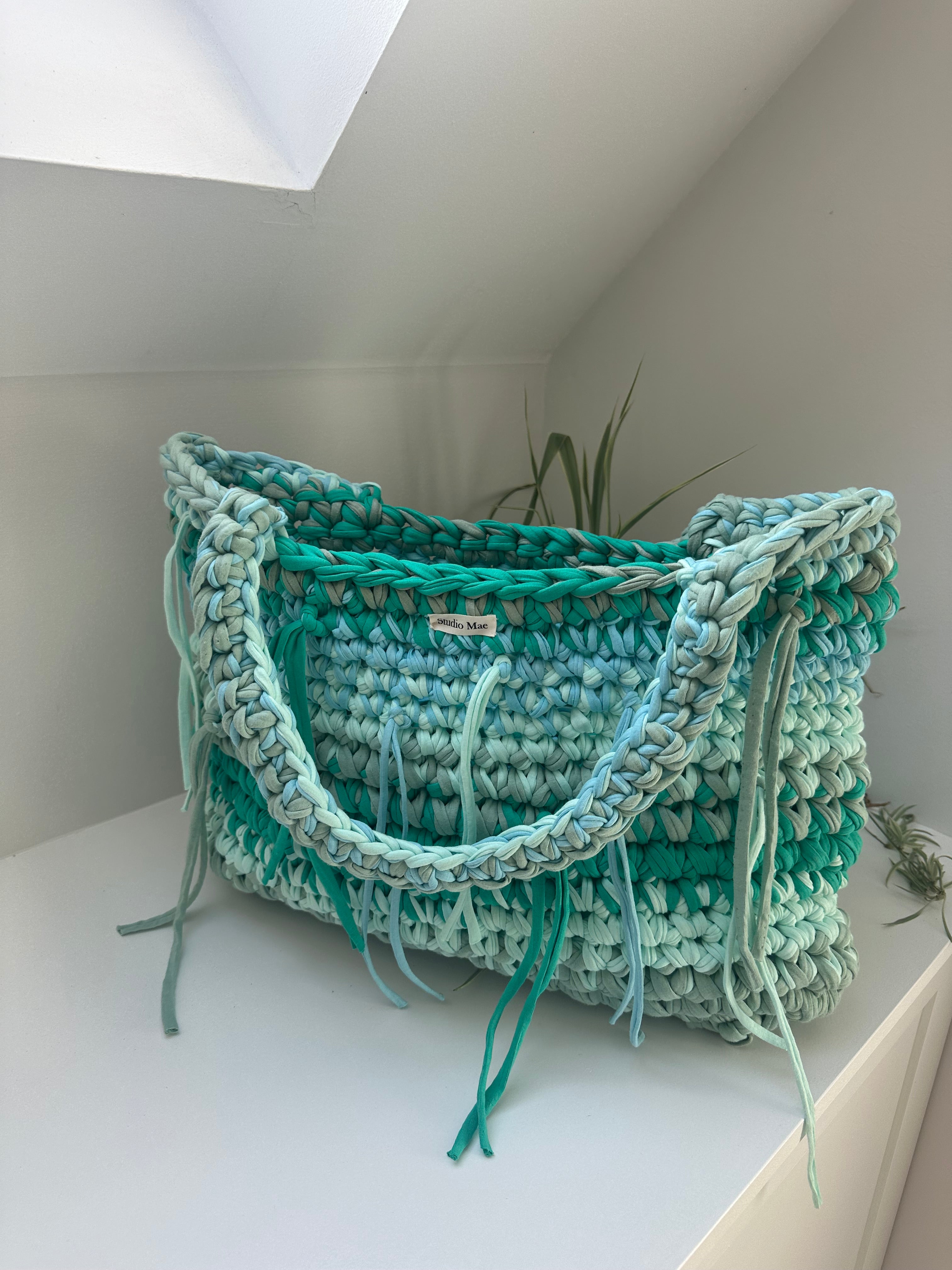 Isla Tote