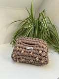 Amour Clutch