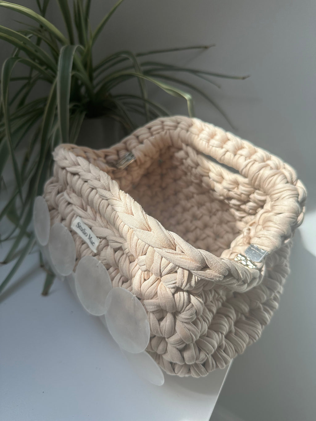 Amour Clutch