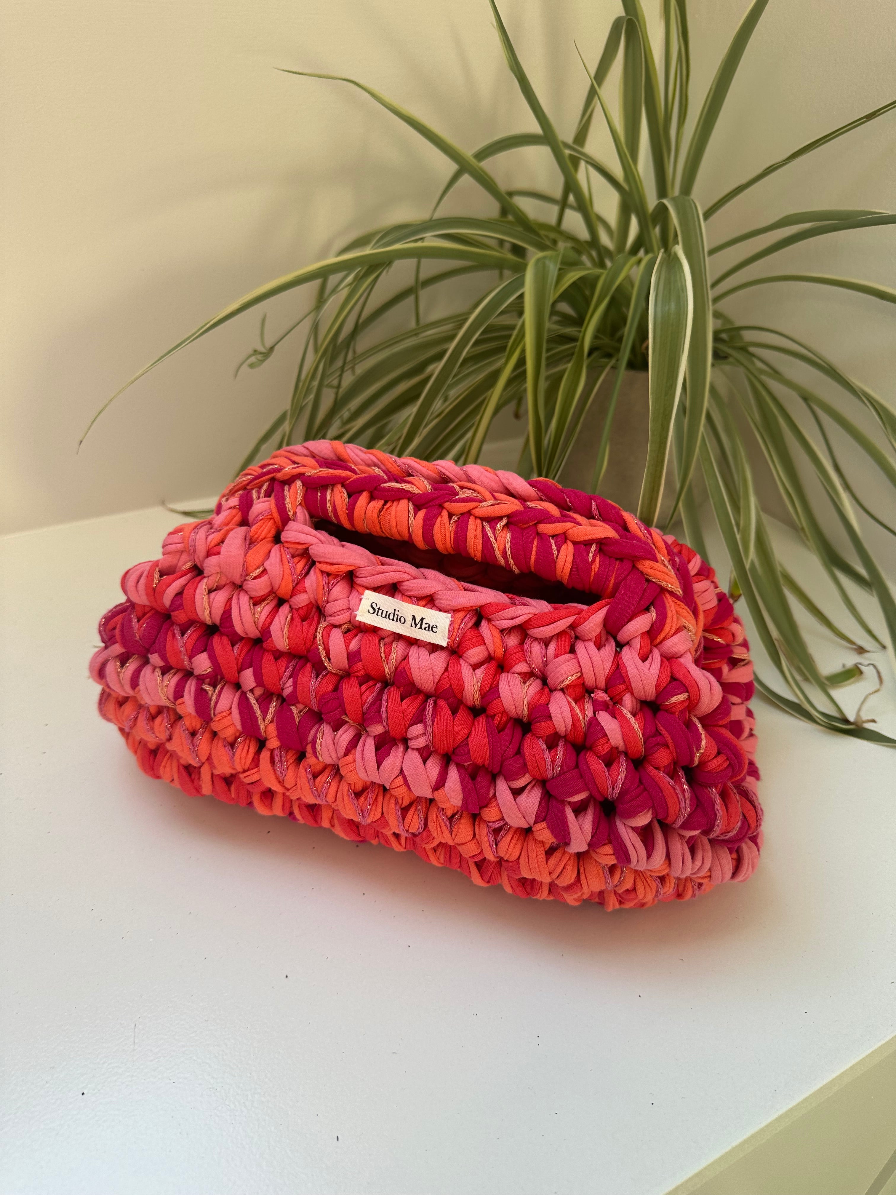 Amour Clutch - 20% Off