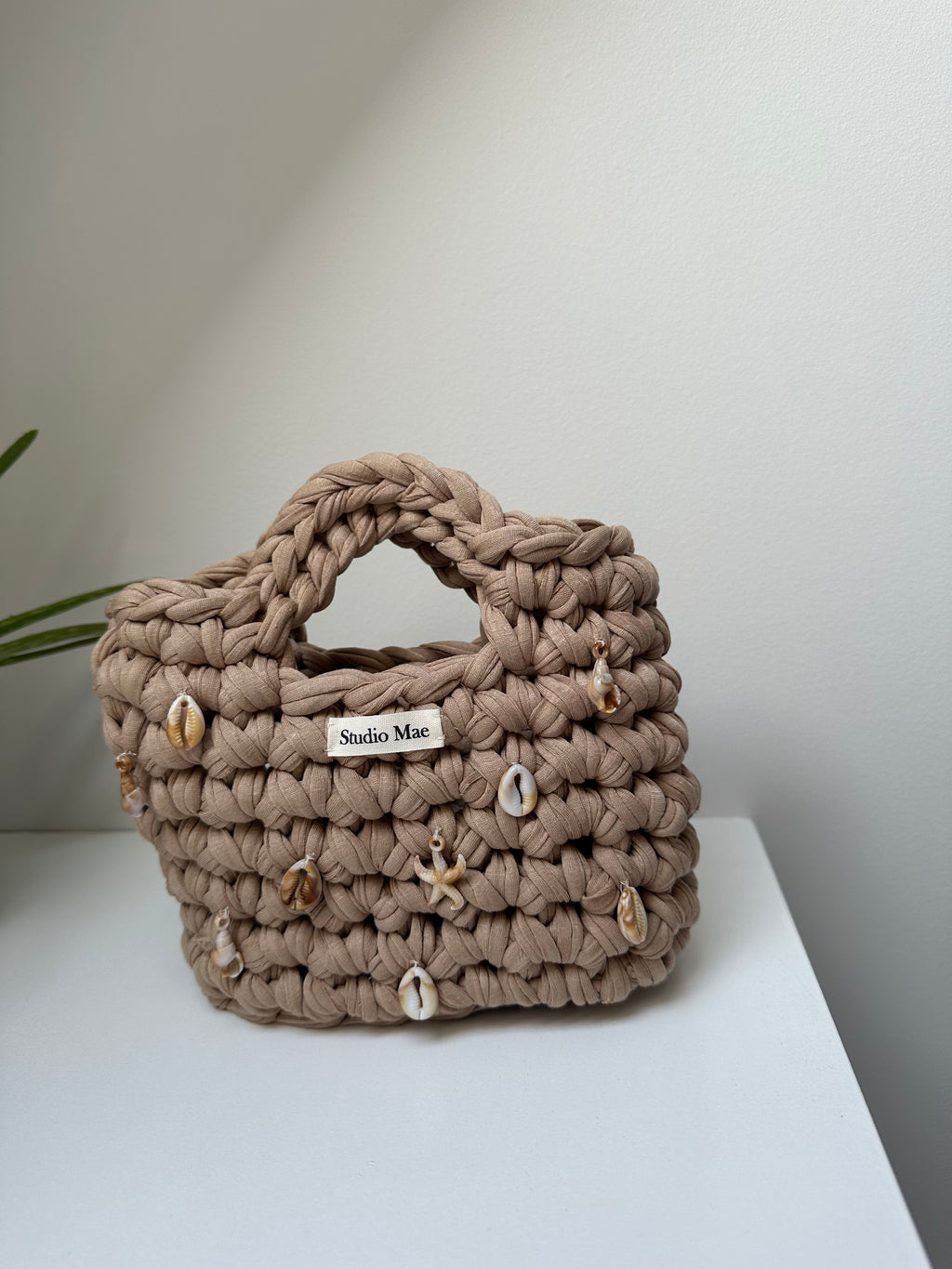 Astrid Mini