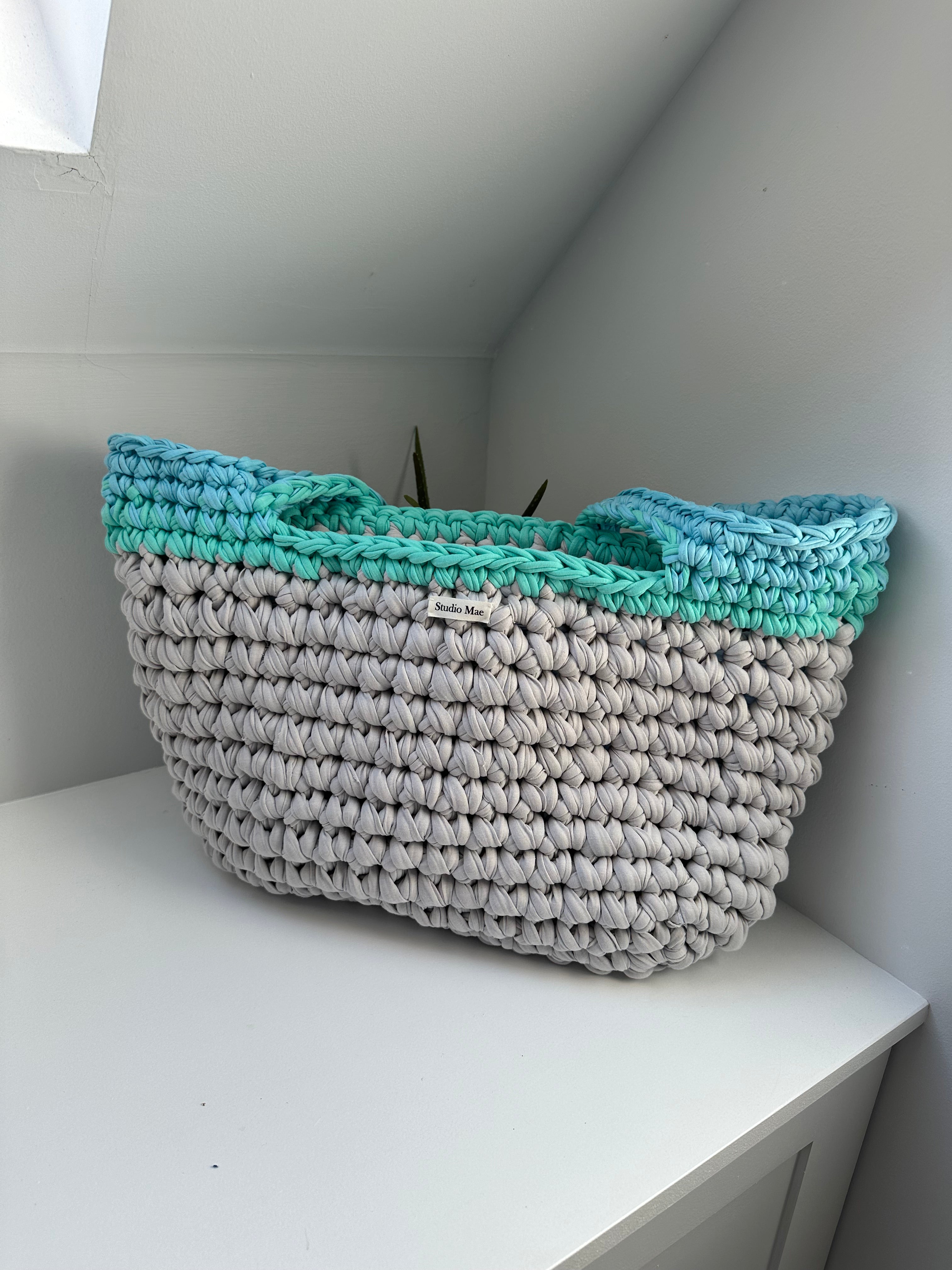 Isla Tote