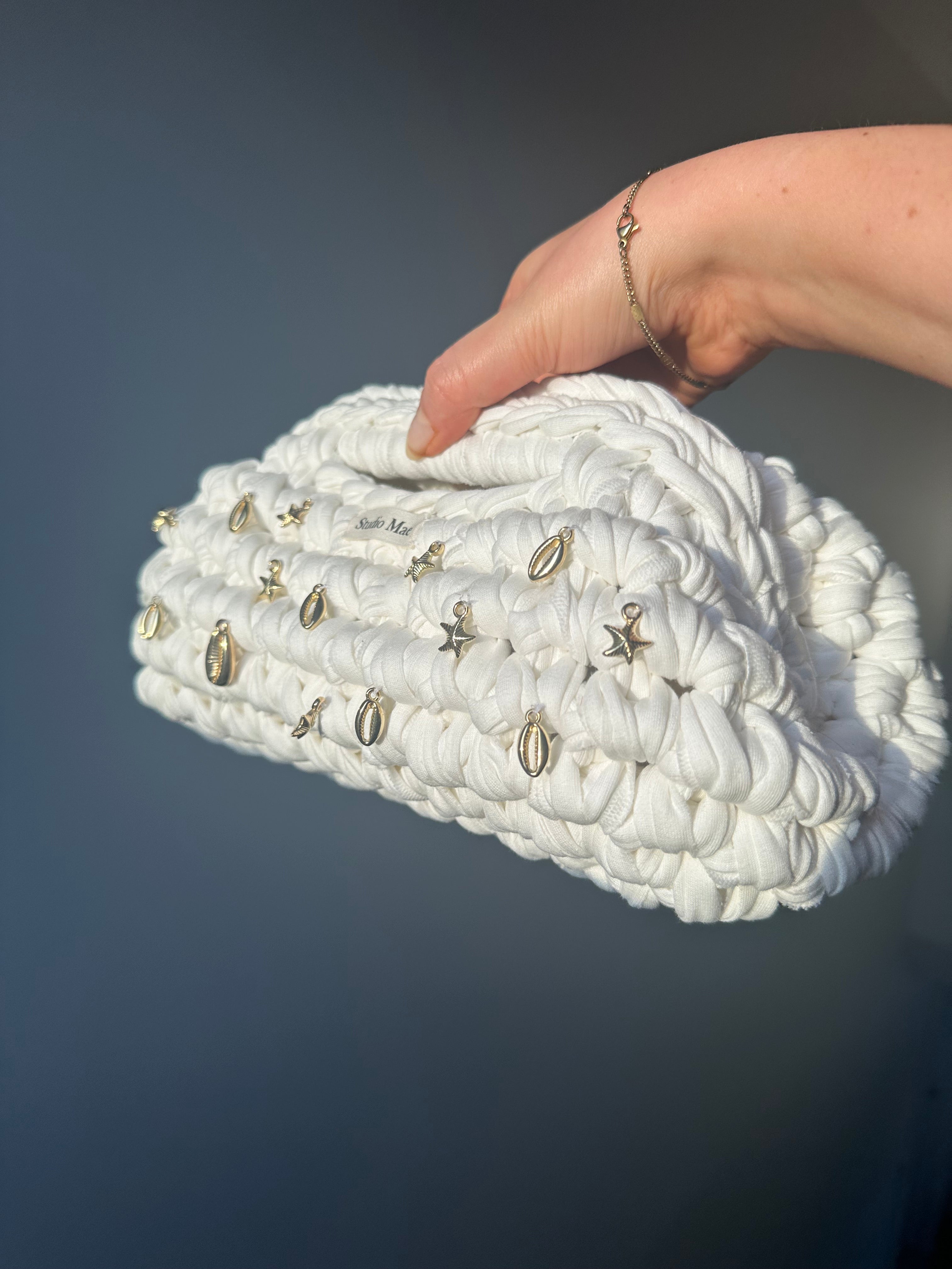 Amour Clutch