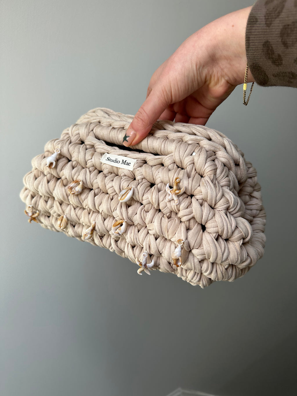 Amour Clutch