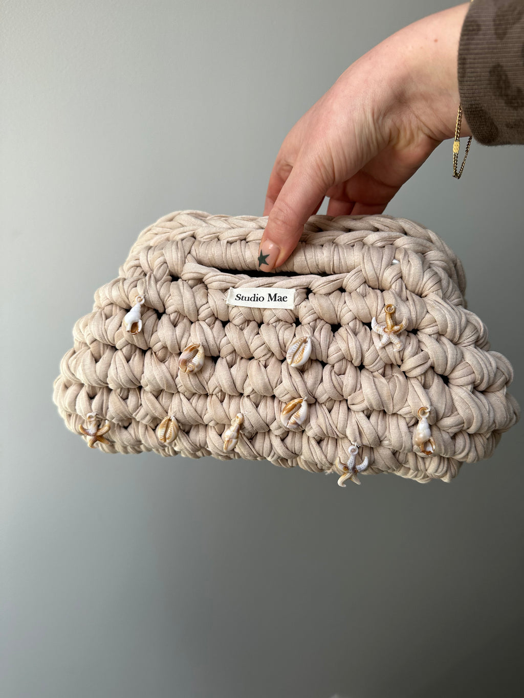 Amour Clutch